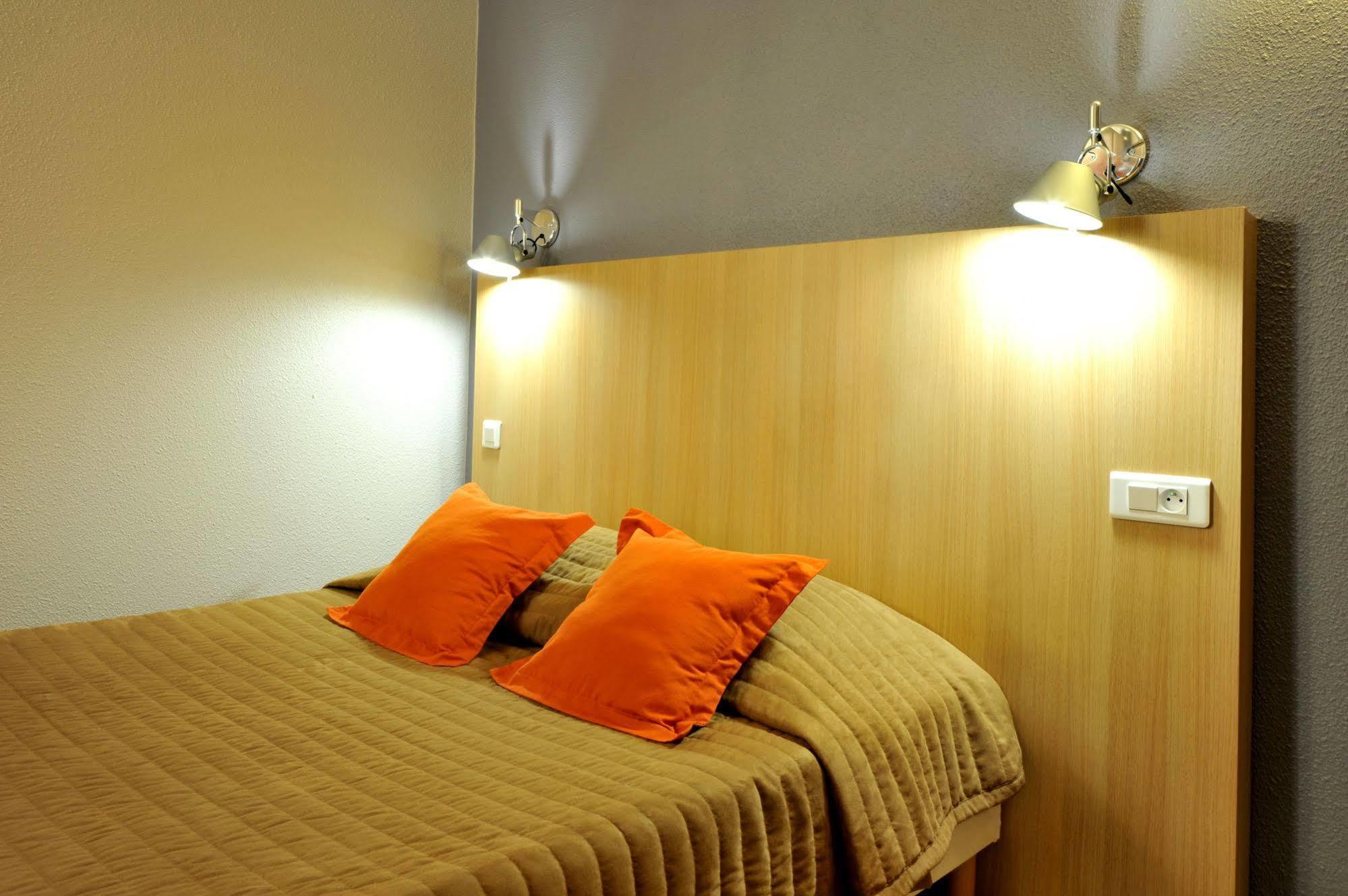 Welcomotel ลิมอจส์ ภายนอก รูปภาพ